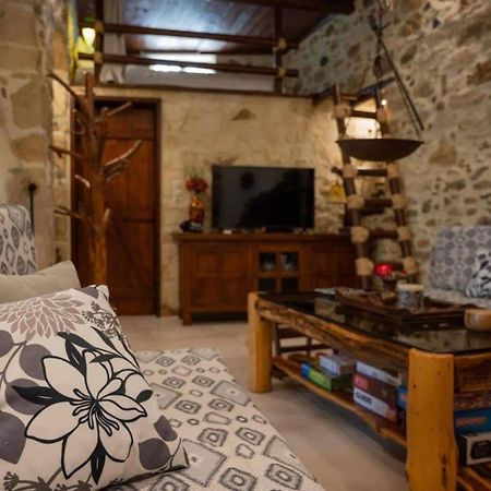 Dioni Stone House Villa Petrokefalo Eksteriør billede